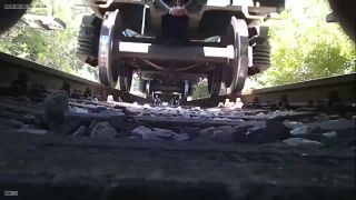 Test špionážnej kamery pod vlakom (súkromný detektív)