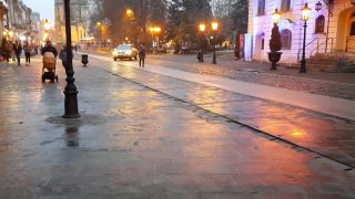 Veselo si vykračuje Košicami