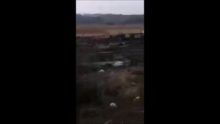 Ruské tanky sa zasekli v blate počas vojenského cvičenia (rusko)
