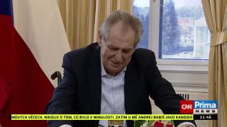 Zeman si stěžuje: Zakázali mi víno, cigarety a teď už i colu.