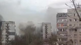 Ruská armáda bombarduje mariupol 13.3.2022