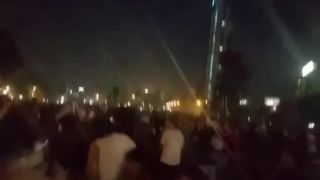 Protestujúci v Chile použili lasery .