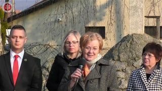 SHO: My stojíme stále pevne, ako múry hradné!