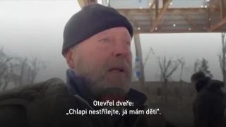 Azovské ozbrojené sily a ich prístup k civilistom.