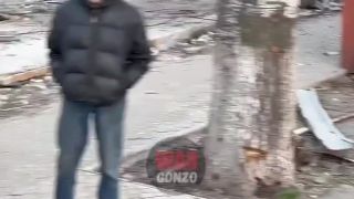 Ruskí vojáci a obyvatelia Mariupolu