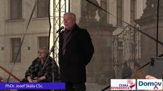 Proti komu vyzbrojovala naše vláda Ukrajinu?