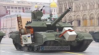 Vojenská prehliadka na Červenom námestí bez cenzúry