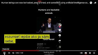 Ľudské bytosti je teraz možné hacknúť (Yuval Harari)