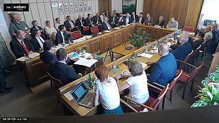 Rokovanie parlamentného výboru s Jánom Budajom o medveďoch