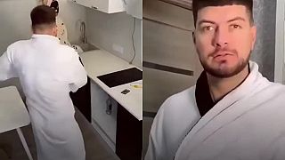 Manželku chcel dostať vrtuľníkom