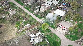 T-90 po priamom zásahu delostrelectva