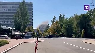 Útok na budovu okupačnej správy a sídlo šéfa samozvanej DLR Pušilina. Doneck