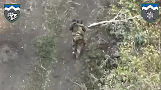 Pozície okupantov pod paľbou sledoval dron