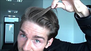 Keď muž vyzerá až PRÍLIŠ atraktívne