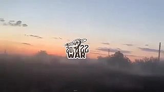 Útok americkým Humvee na Ruskú pozíciu.
