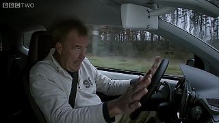 Preteky o vyčerpanie paliva na Ukrajine | Top Gear – BBC