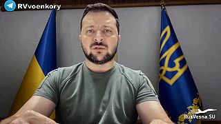 A teater pokračuje ,,