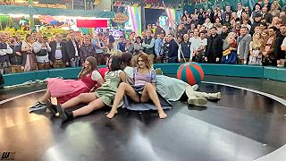 Ženy opäť sadli na čertovo koleso (Oktoberfest 2022)