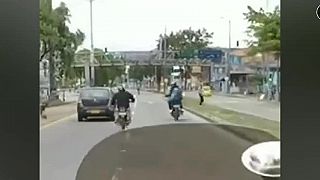 Smrteľná karma motorkára (drsné zábery)