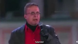 Ruské klamstvá: Putinova oslava (divadlo) v TV vs realita
