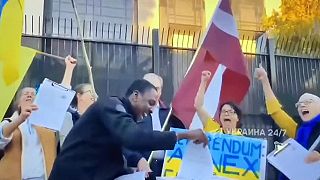 V Ottawe sa konalo referendum o anexii ruského veľvyslanectva v Kanade.
