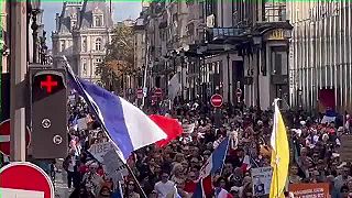 ?„Vystúpme z NATO!“

