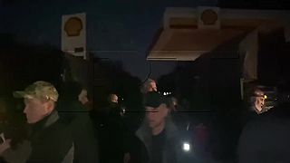 Zábery Rusov, ktorí sa vrátili zo zajatia domov.