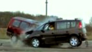 Renault Espace crashtest (starý vs. nový)