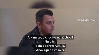 Rus vypráví o tom, že on záchody nekradl, protože on záchod nepotřebuje