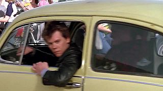 Bez dozoru - Theme Song - Kenny Loggins