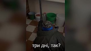 Zajatý mobik. “Jak dlouho jsi byl v Ukrajině?”. “Tři dny”