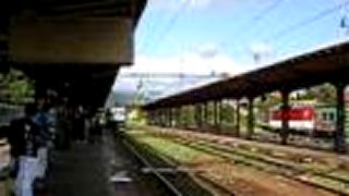Rýchlik 603 Čingov vchádza do Trenčína