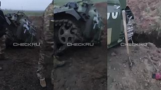 Ukrajinské BMP-2 uviaznuté v zákope

