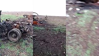 Motor obrneného vozidla rozbitý na kašu po výbuchu