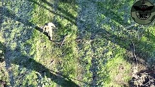 Pomocou dronu pomáhali vojakovi vzdať sa