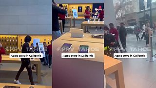 Nakupovanie na americký spôsob v predajni Apple (Kalifornia)