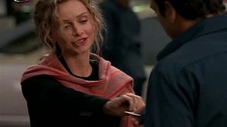 Ally McBeallova 3x04 Ve viru vasni