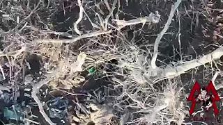 Dron opäť kaličí vojakov
