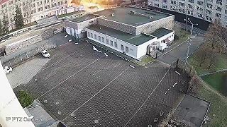 Zábery zo silvestrovského raketového útoku na 4-hviezdičkový hotel v Kyjeve