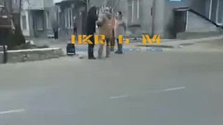 Doručovanie povolávacích rozkazov na UA.