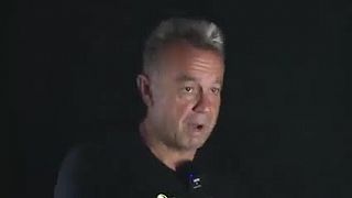 Bývalý herec,komediant,teraz poslanec NRSR teda opäť herec,komediant