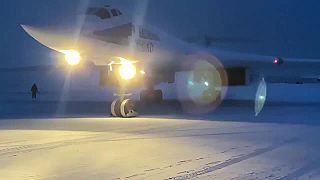Strategické bombardéry Tu-160 hliadkujú v Arktíde