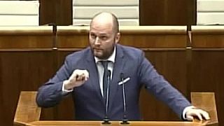Modrý Zajačik: Jaro Naď o Robertovi Putinomilovičovi Ficovi