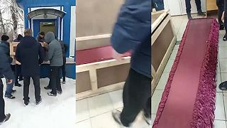 Rusi sa konečne vrátili domov k rodine