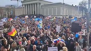Protesty proti vojne v Nemecku,Slováci spia
