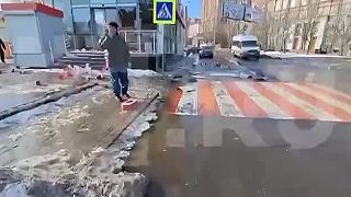 UA Militanti vypálili 40 rakiet z raketometov Grad MLRS na Doneck