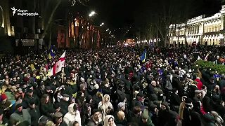 Zhromaždenie v Gruzínsku na podporu rok brániacej sa Ukrajine