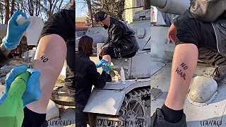 Tetovanie na tanku (MAKE ART NOT WAR)