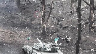 Tank vs okupanti