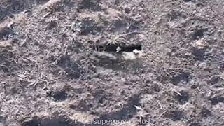 Okupanti zbierajú šrapneli